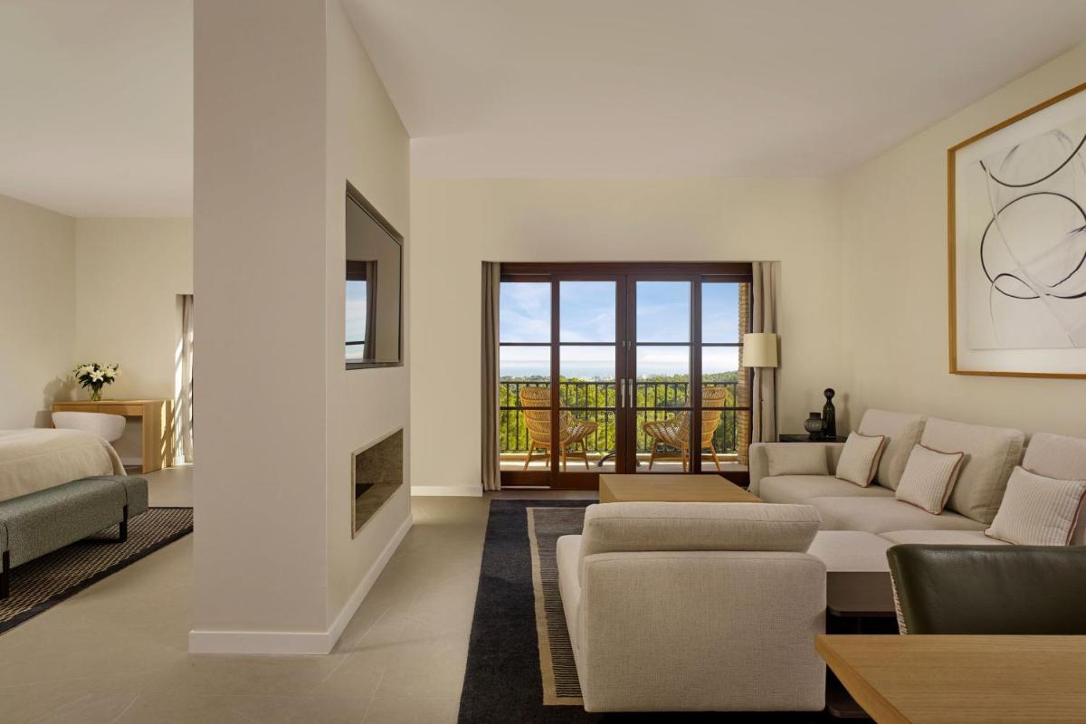 Zona de estar de Castillo Hotel Son Vida, a Luxury Collection Hotel, Mallorca