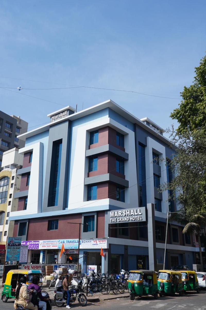 Marshall The Grand Hotel - Housity