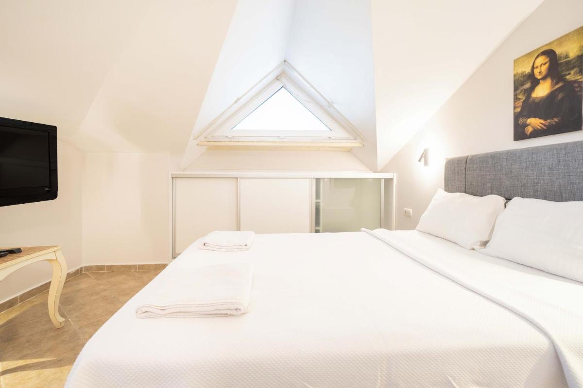 Dedeminn Garden House - Housity