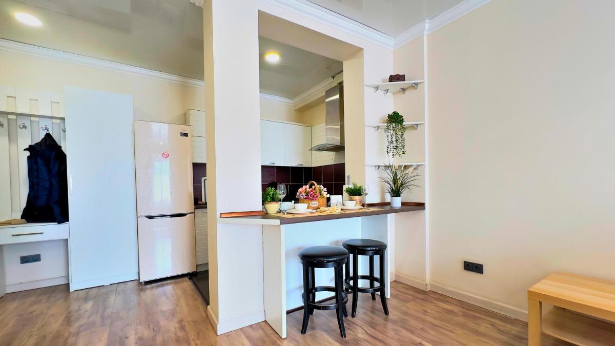 Уютная 2-комнатная квартира в центре г. Алматы - Hizvo