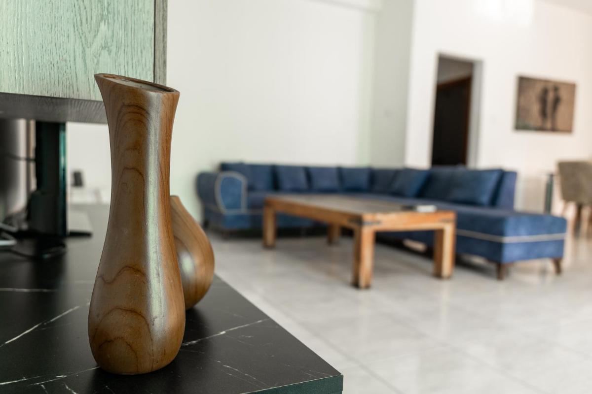 King home Larissa city - Housity