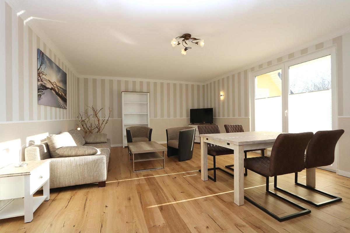 Haus Ostseenordstern Nienhagen - Housity