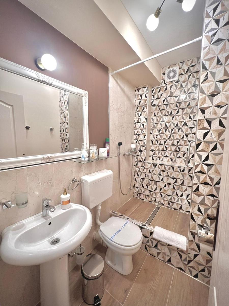 International Inn - Housity