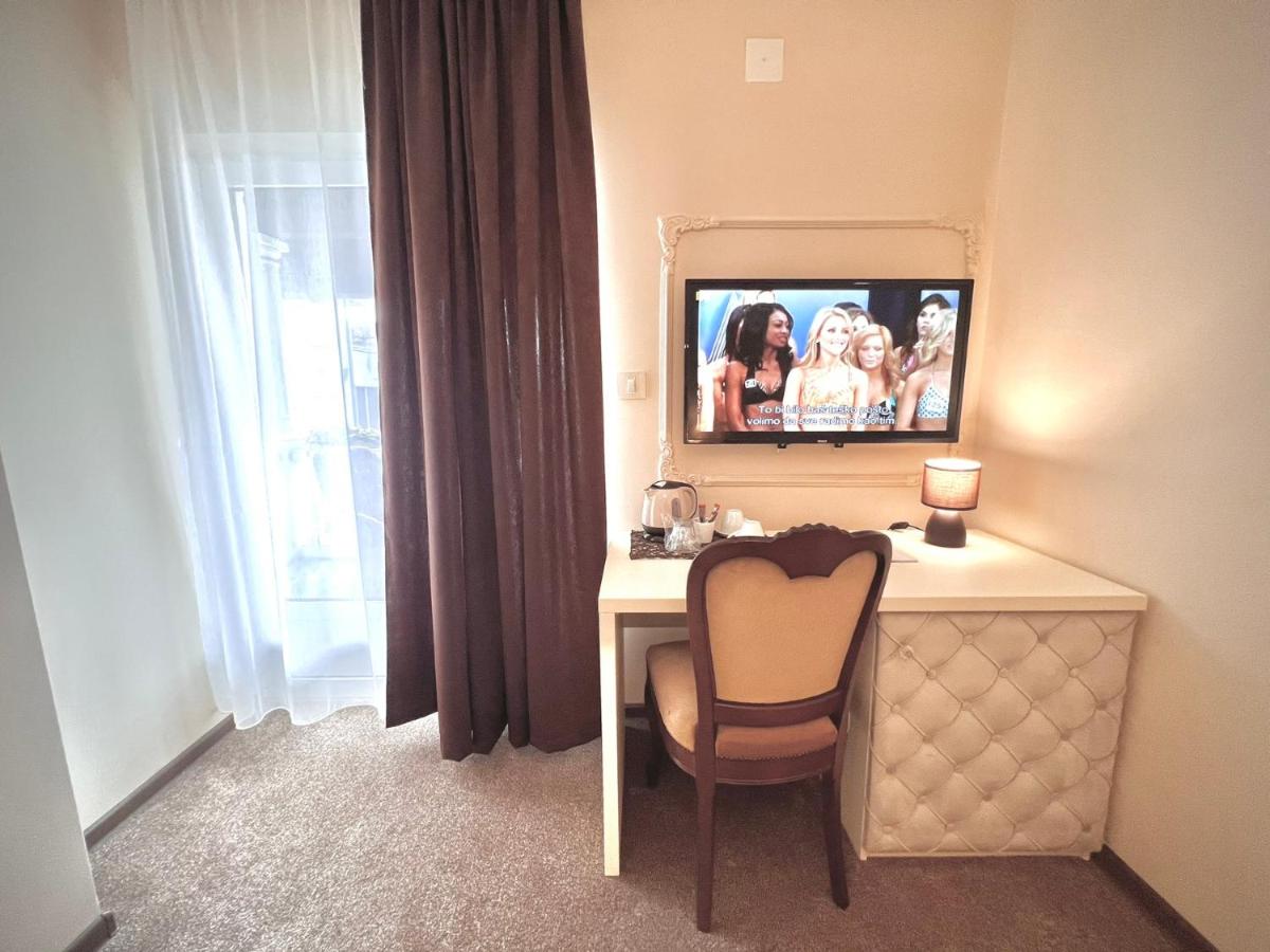 International Inn - Housity