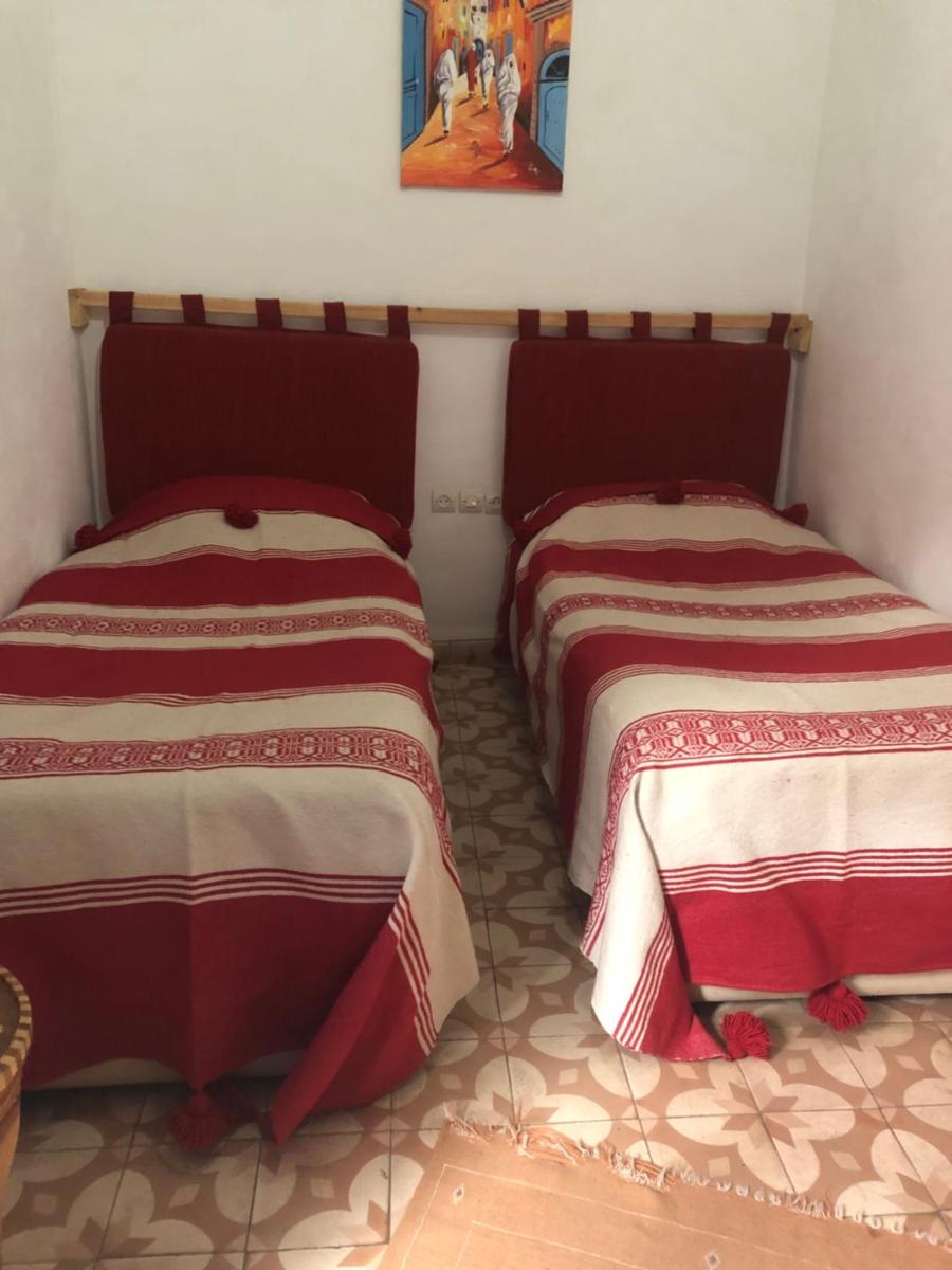 Riad Gloria - Housity