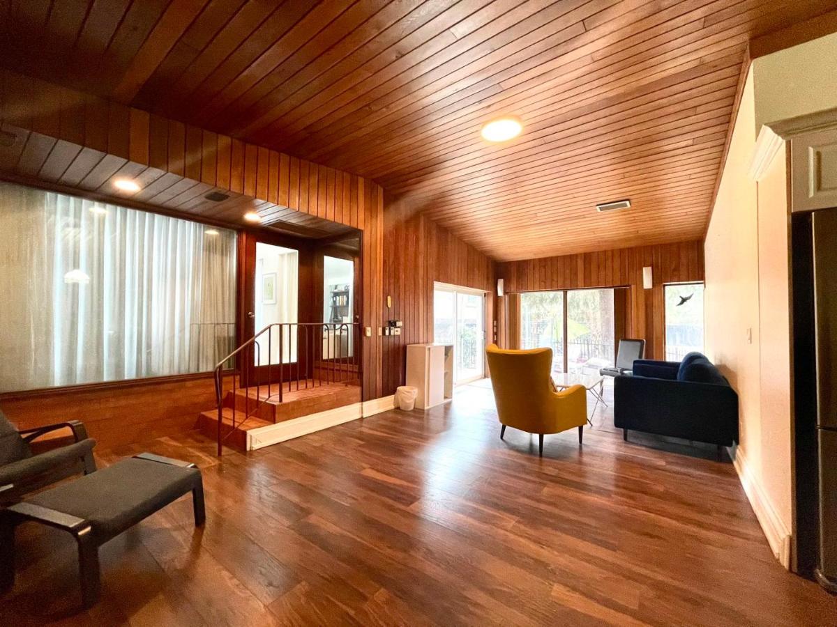 vihome-368- Quiet House near Bayview Village and Subway - Housity