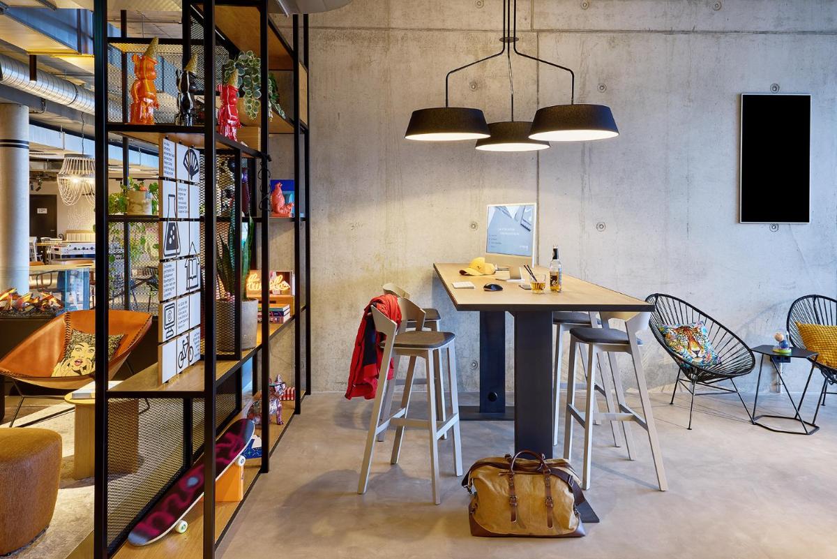 Moxy Karlsruhe - Housity