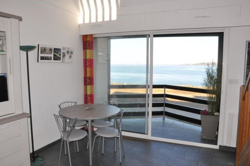 Appartement belle vue sur mer 3 étoiles à PERROS-GUIREC - ref 836 - Housity