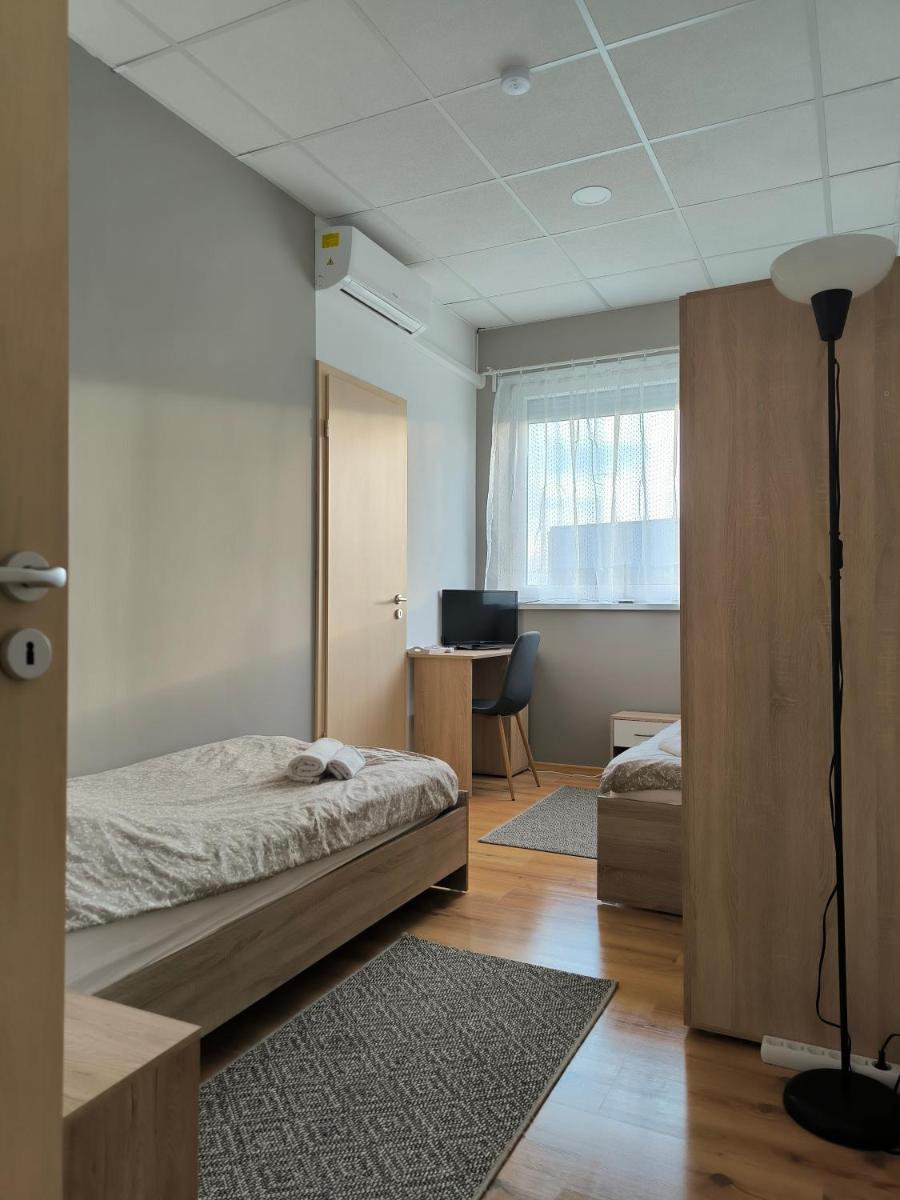 Szilas Park Motel - Housity
