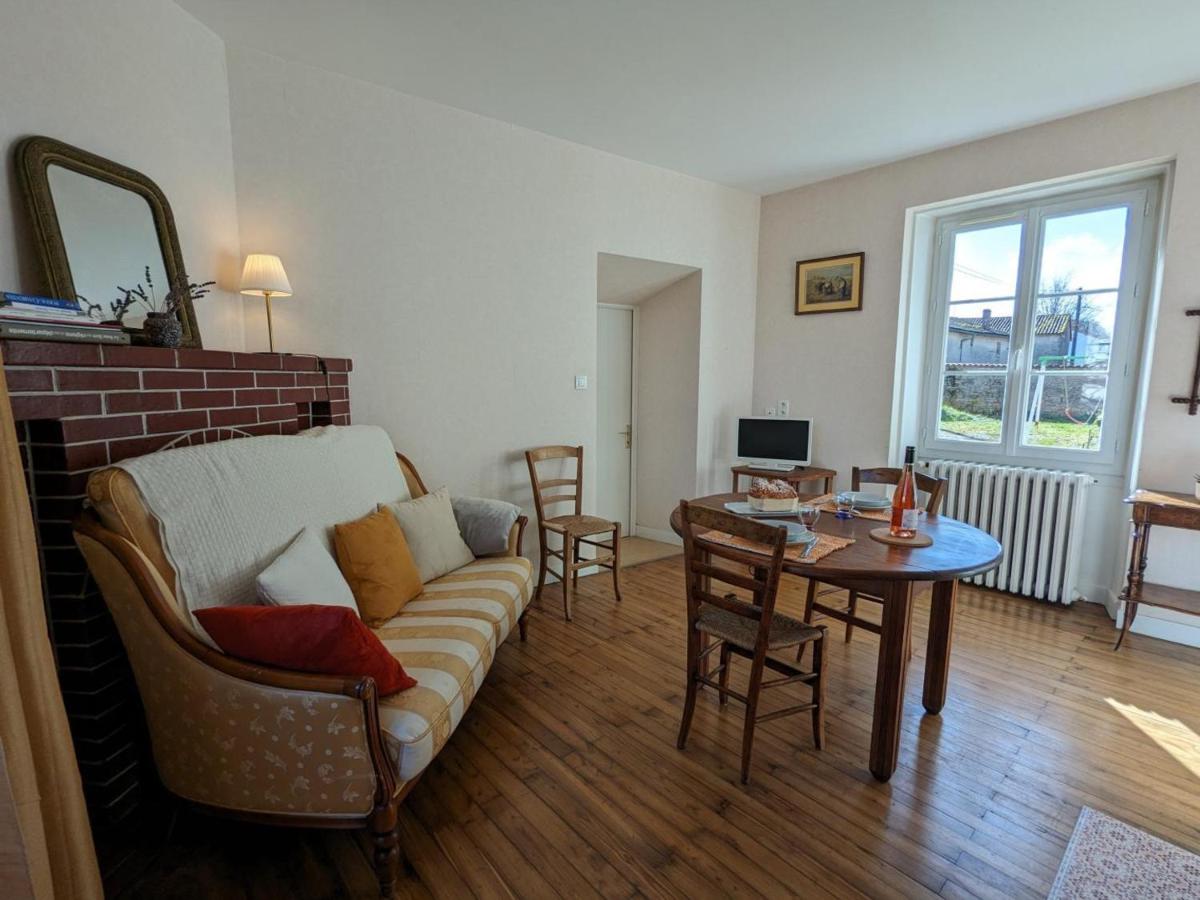 Gîte charmant avec jardin privatif, proche des randonnées, totalement équipé et internet fibreбет - FR-1-653-253 - Housity