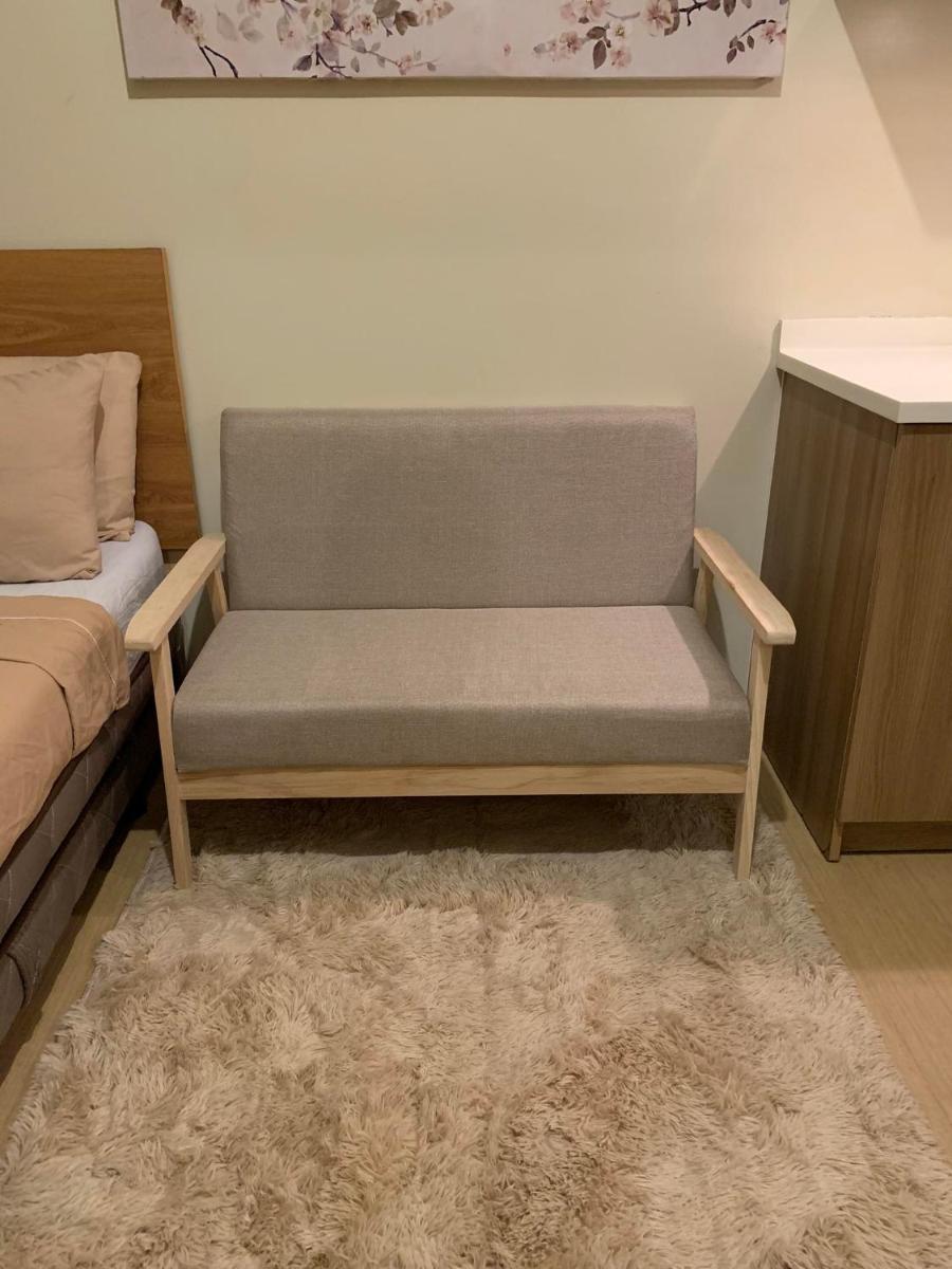 Avida Tower Furnished Contemporary Studio Unit - Housity