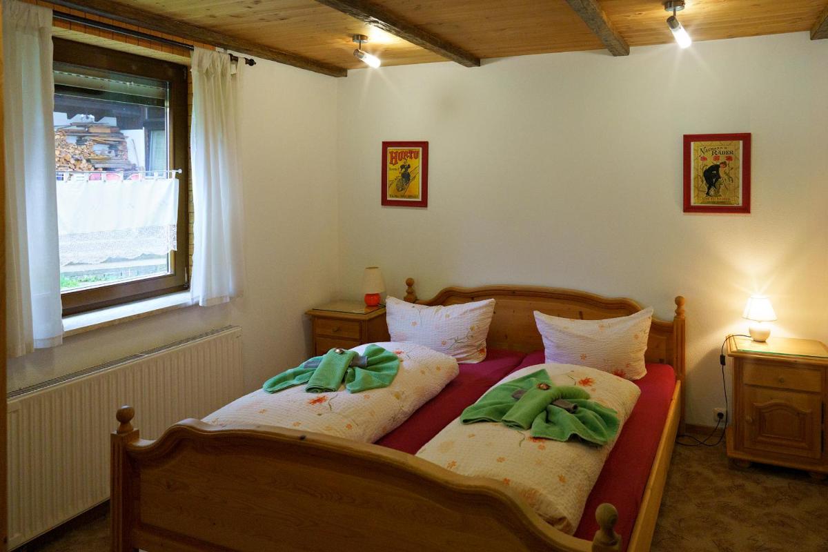 Ferienwohnung Radler-Scheune Finsterbergen - Housity