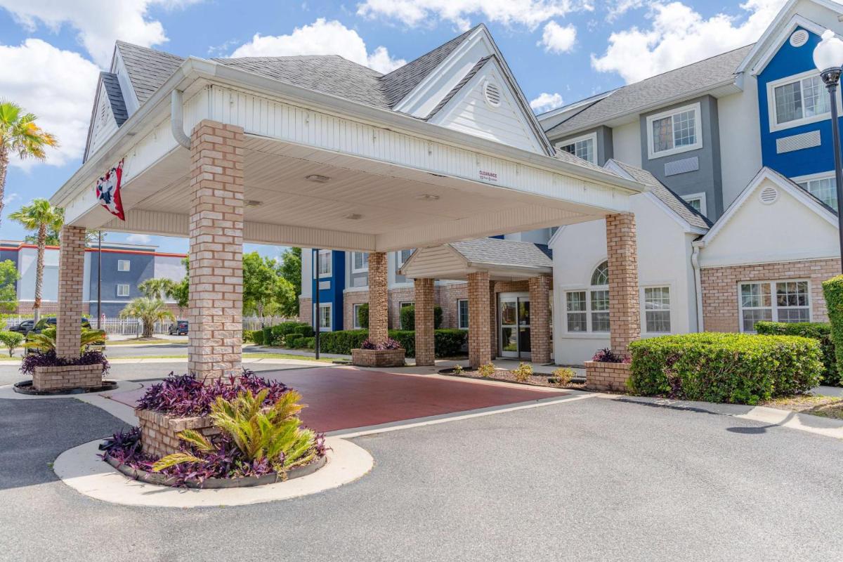 Microtel Inn & Suites by Wyndham Kingsland Naval Base I-95 - Housity