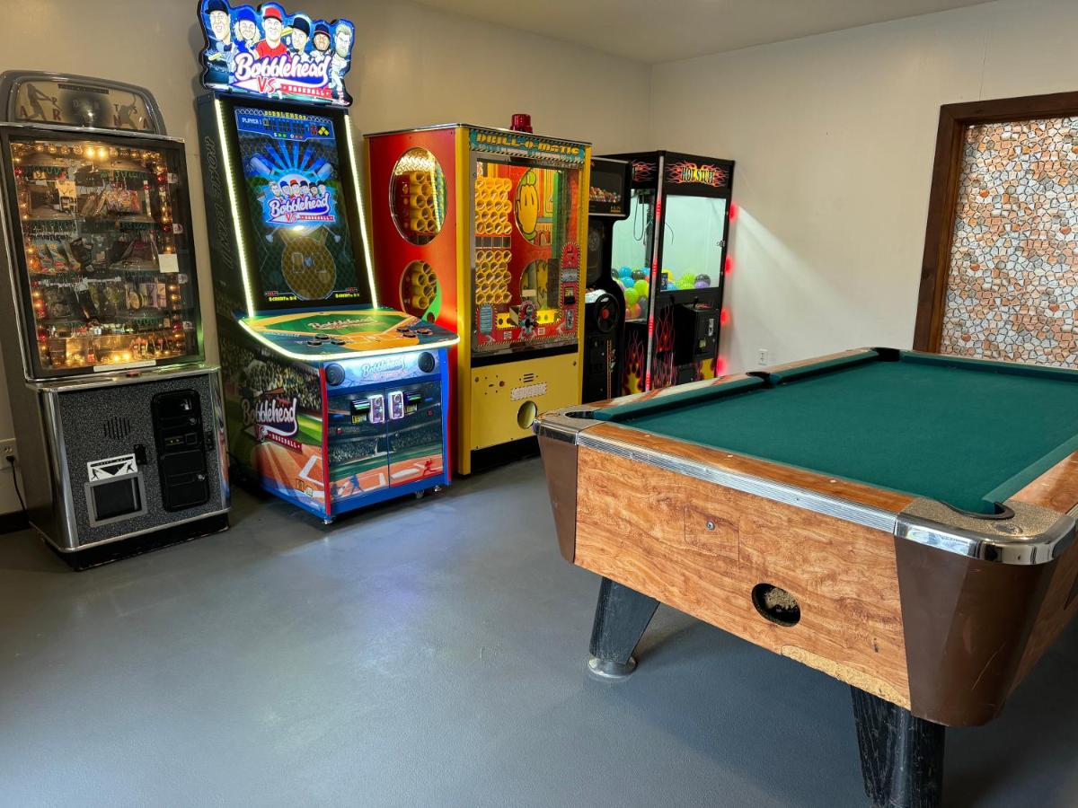 Lake 'N Pines Motel - Housity