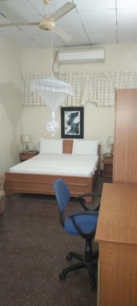 Milano Tourist Rest - Housity