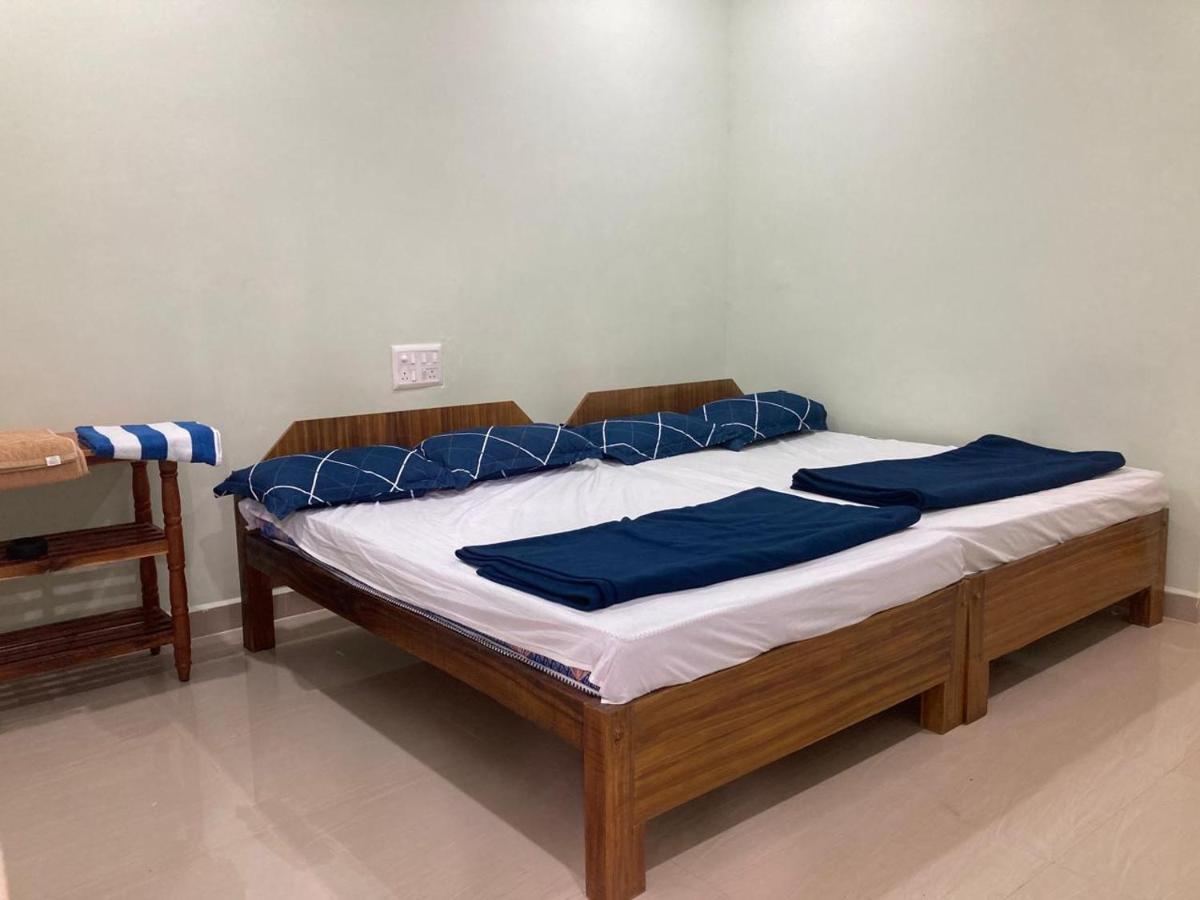 Oceanic Stay And Restaurant Gokarna - Housity