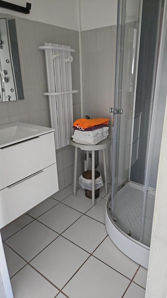 Viulettu d'amore - Housity