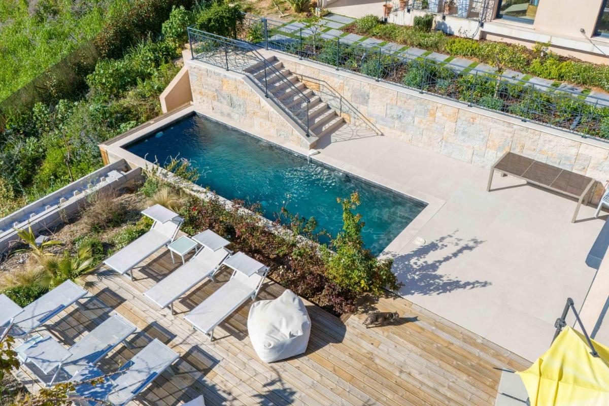 06BK - Superb contemporary sea-view villa - Housity