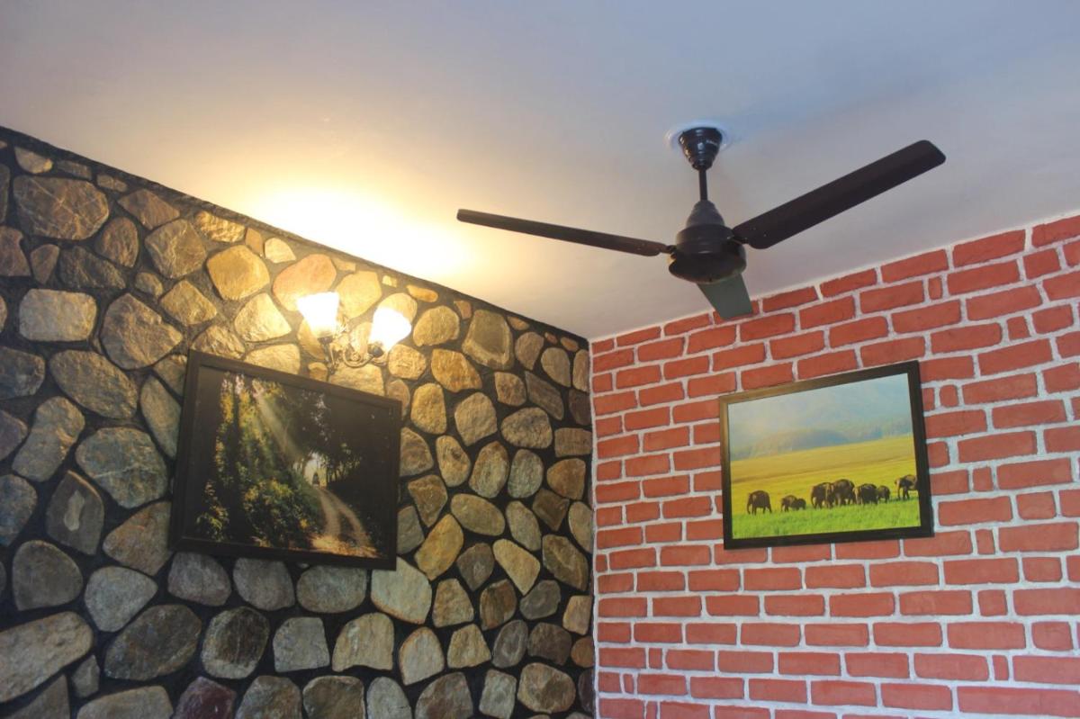 corbett safari room & adventure - Housity