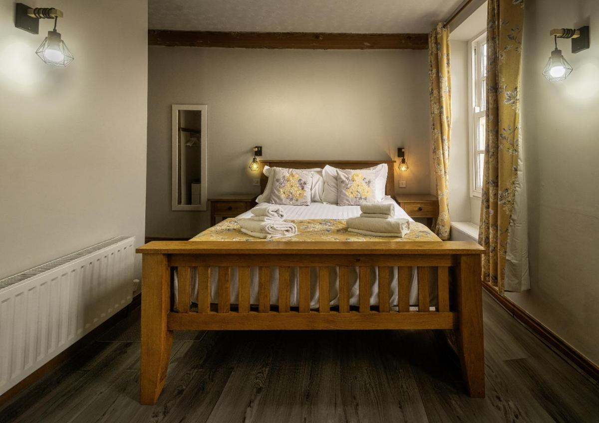 The Green Dragon at Bedale - Housity