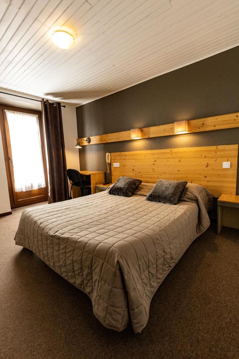 Hôtel Le Coq d'Or - Housity