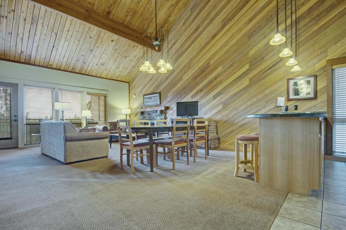 Seventh Mountain Resort - Housity