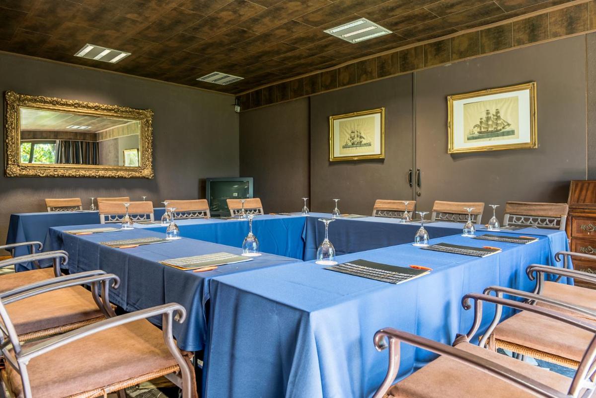 Zona business o sala de conferencias en Rigat Park & Spa Hotel - Adults Recommended