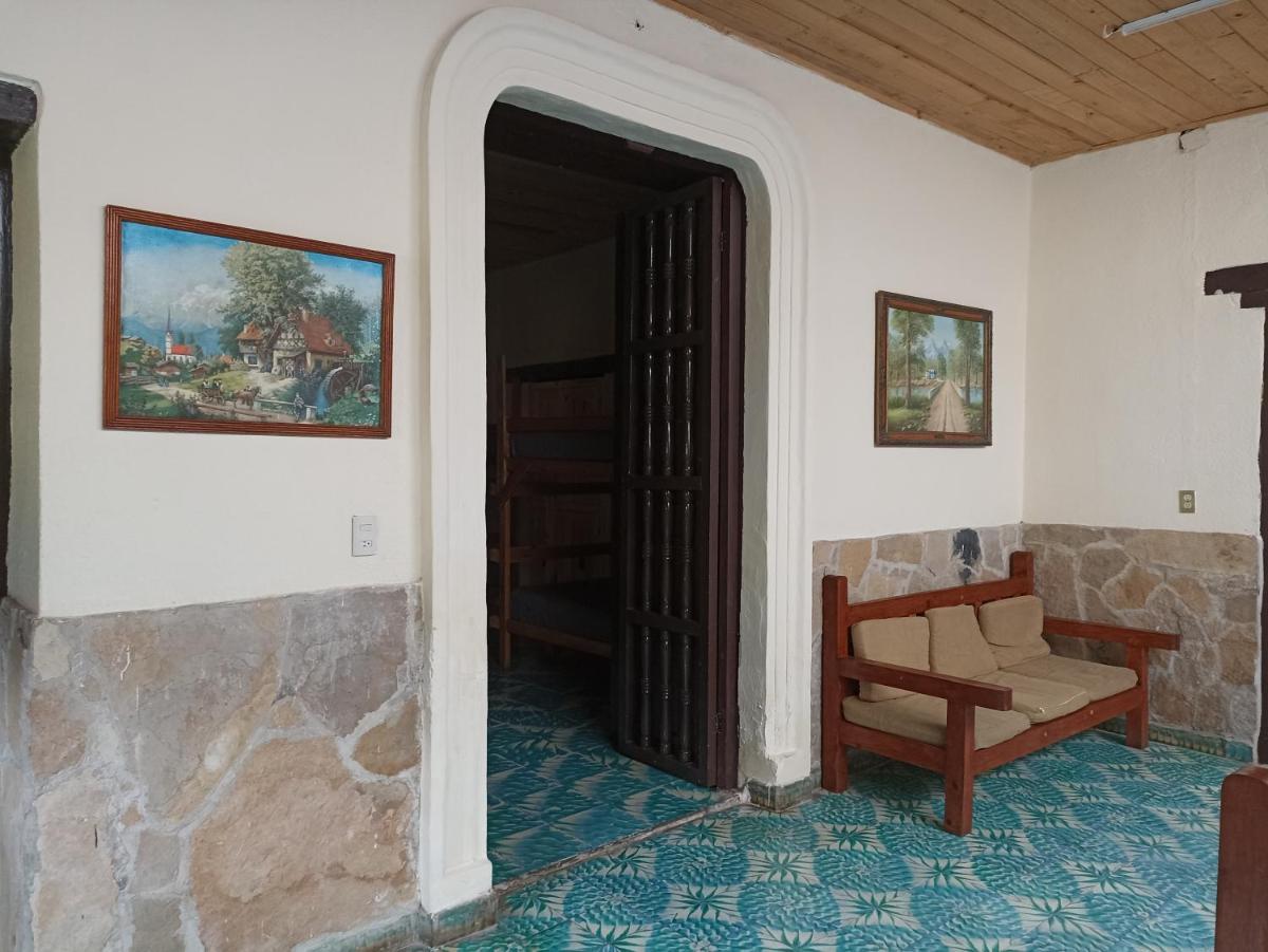 Hostal Casa Rincon - Housity