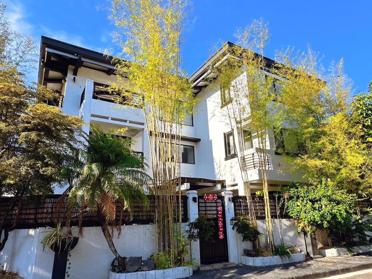 Luxury Garden Villa-Near T1 with Music and Movie room - Housity