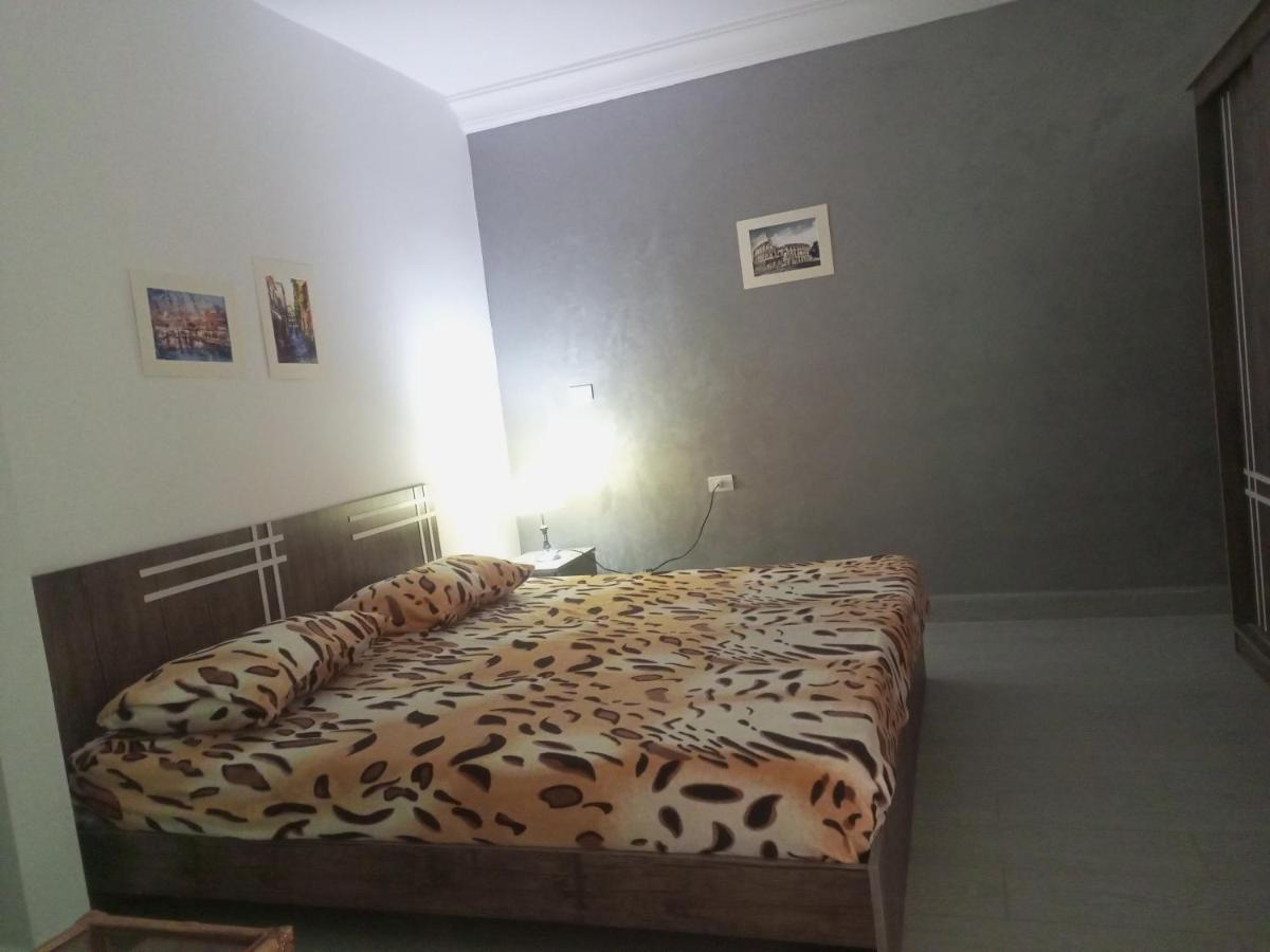 Studio Apartment fully furnished super deloux - Housity