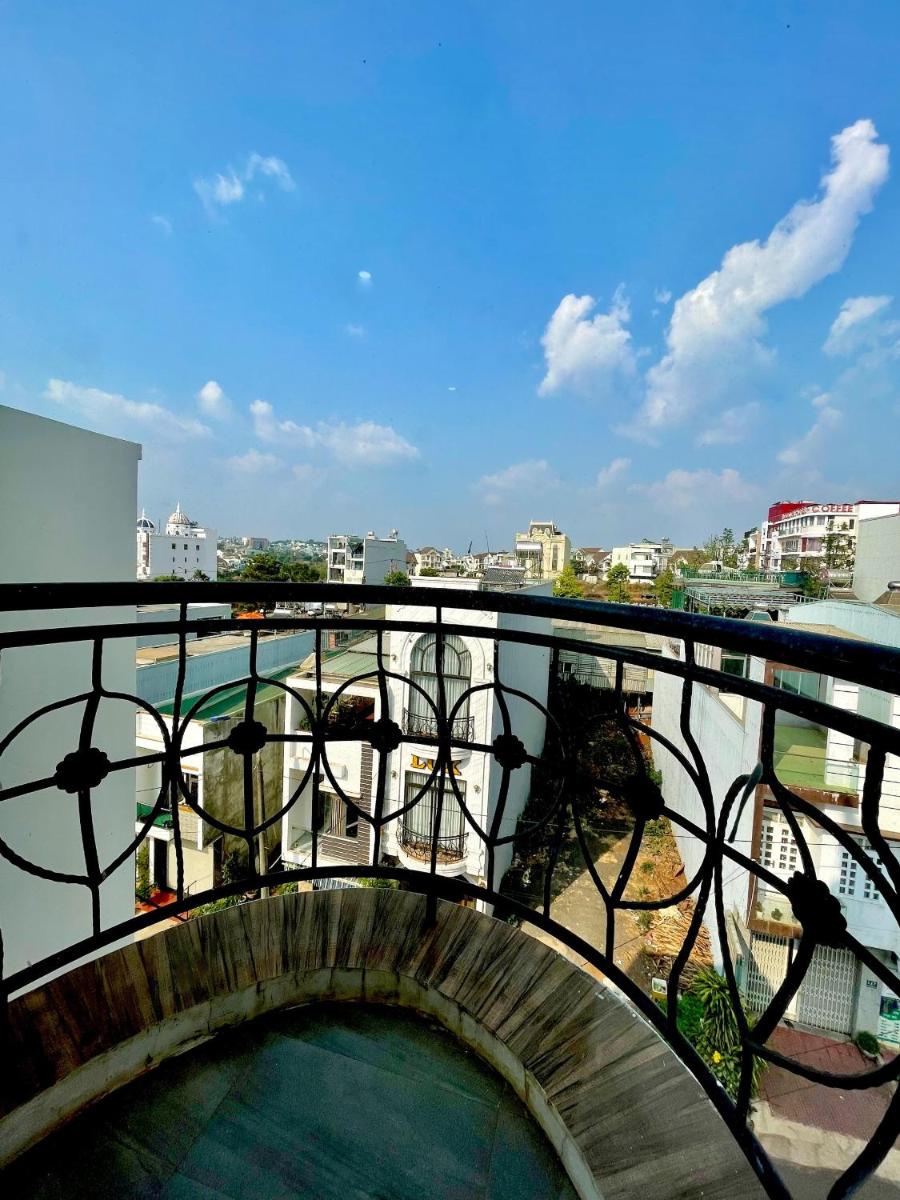 Hotel Luxstay - Housity