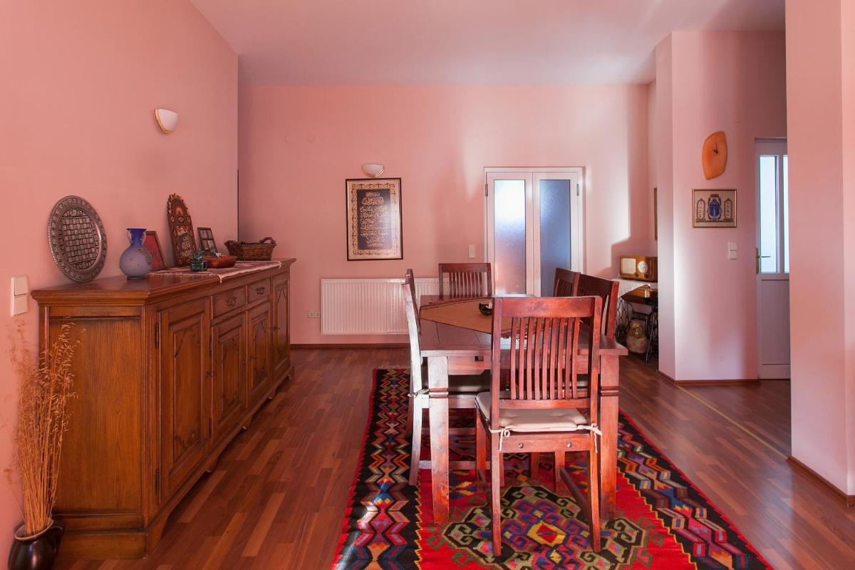 Guesthouse Hortenzija - Housity