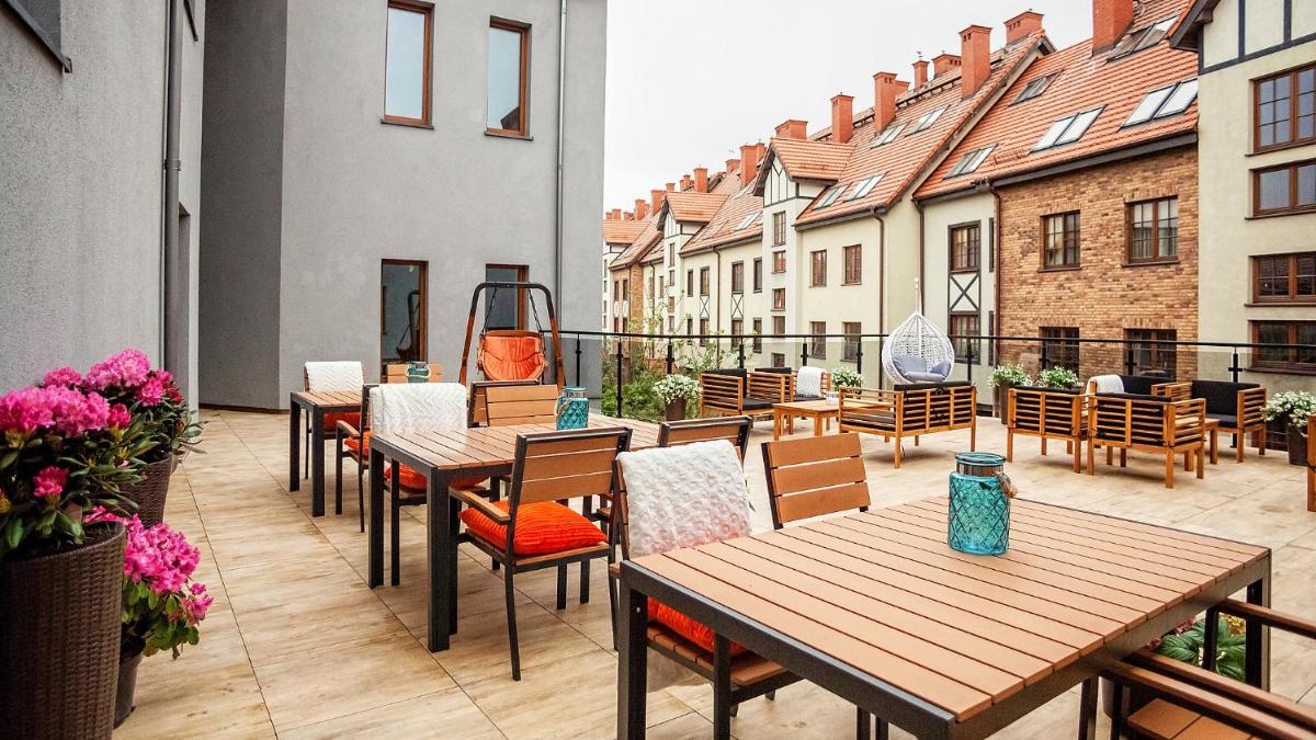 Apartamenty Bałtyckie - Grand Baltic - WIFI, Klimatyzacja, Sala Zabaw, Taras wypoczynkowy, centrum Ustki - Housity