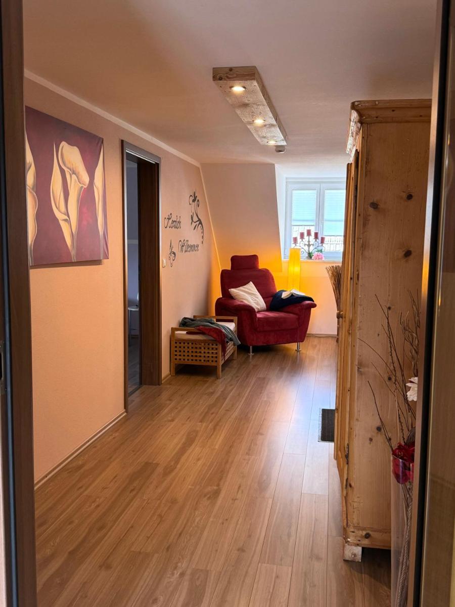 Ferienwohnungen Roiser - Housity