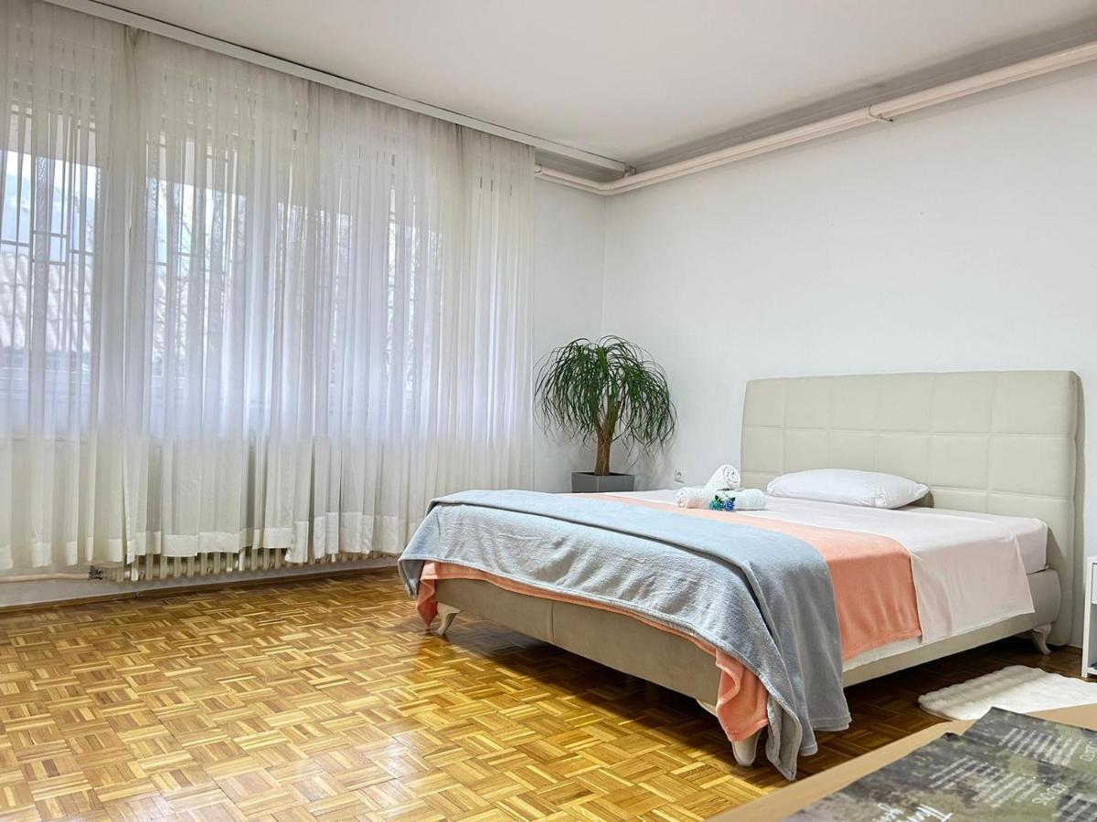 Avlija Garden Gem - Housity