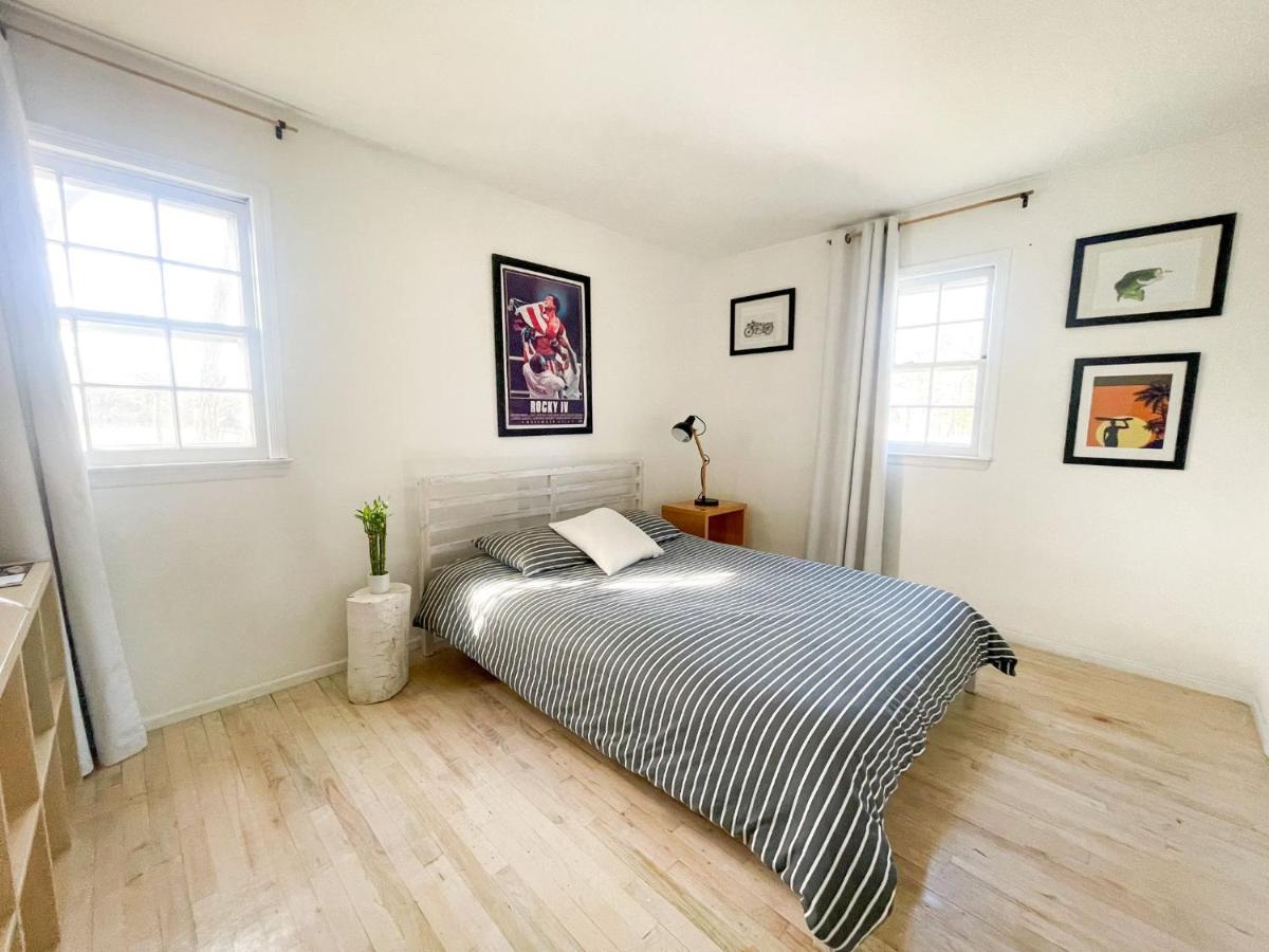 Cozy Modern Ranch House Near Bellport/Hamptoms - Housity