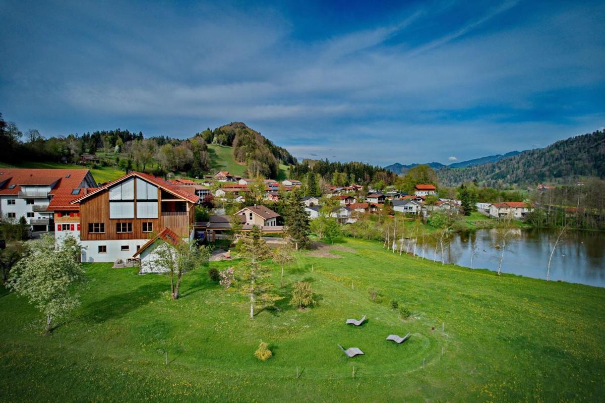 Eibele Chalets - Housity