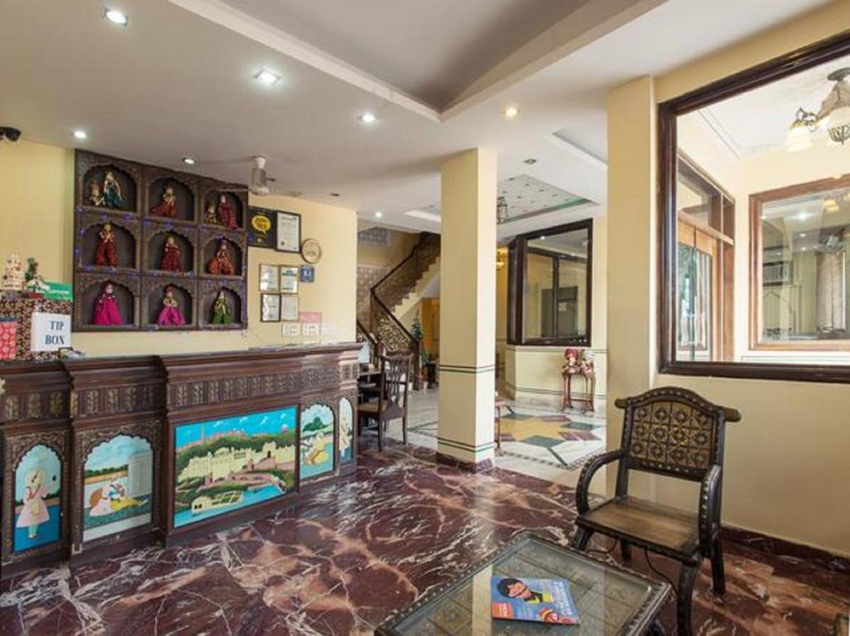 Hotel Amer View - Housity