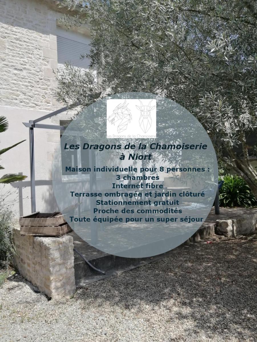 Jolie maison de ville avec un extérieur au calme - Les Dragons de la Chamoiserie NIORT - Housity