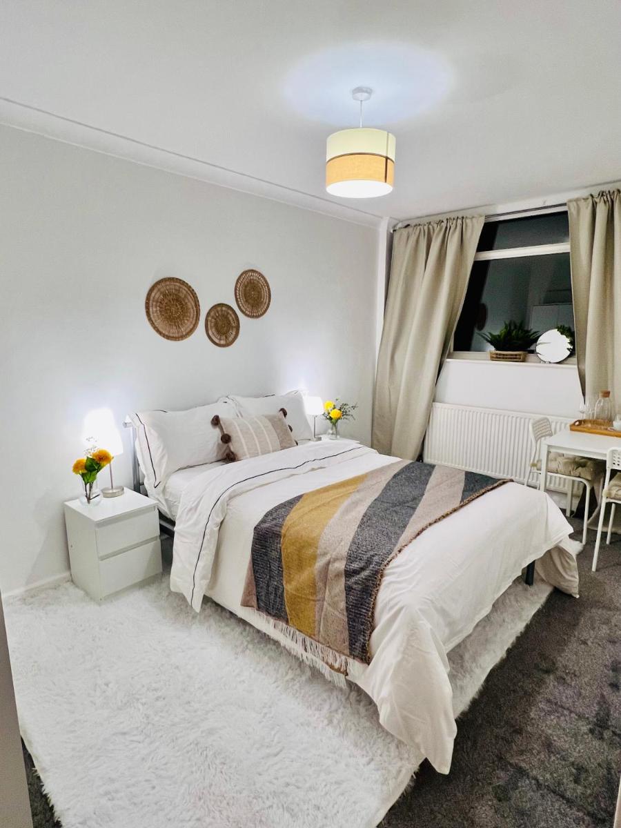 Stunning Double Room SW2 near to Brixton - Housity