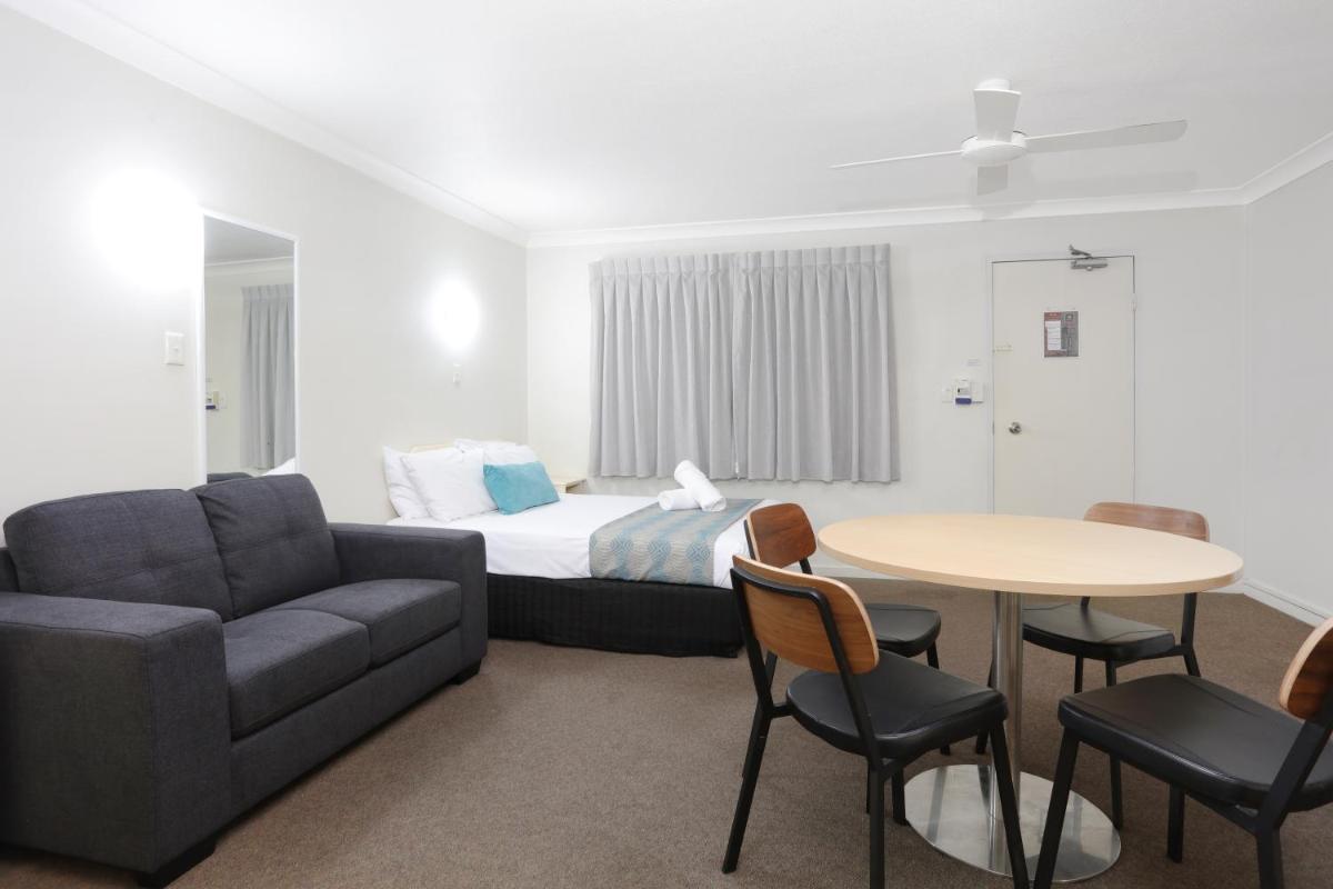 Southport Motel & Apartments - Housity