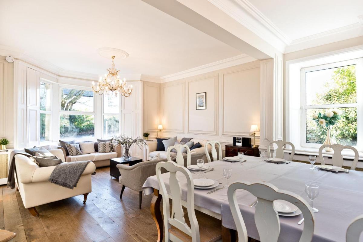 Cliff House - Housity