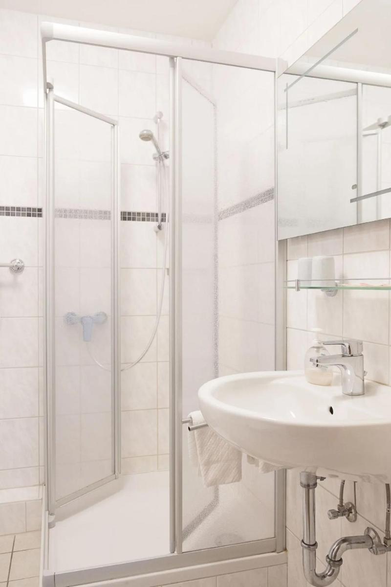 Pension Isernhagen - Housity