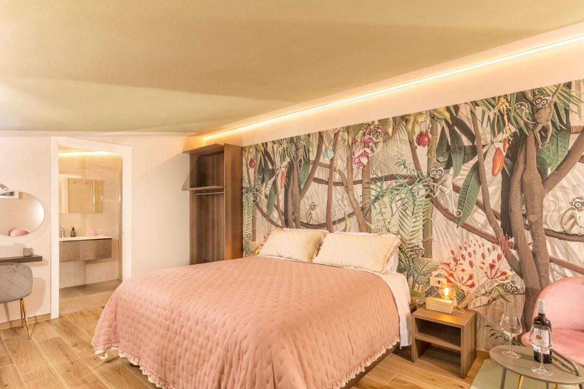 Palazzo Falcinelli Luxury Room in Montepulciano Center with Elevator - Housity