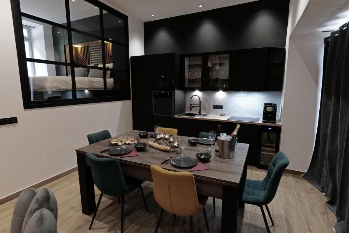 Bali Suite - Housity