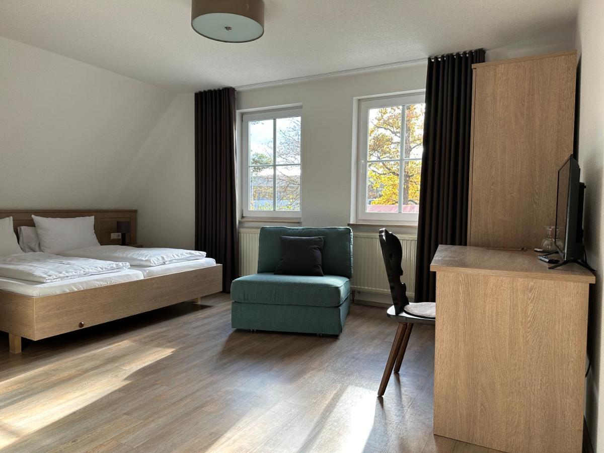Waldhotel Eichenhof - Housity