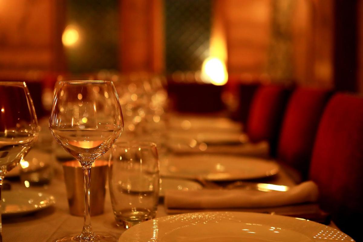 Restaurant ou autre lieu de restauration dans l'établissement Hotel Le Samoyede