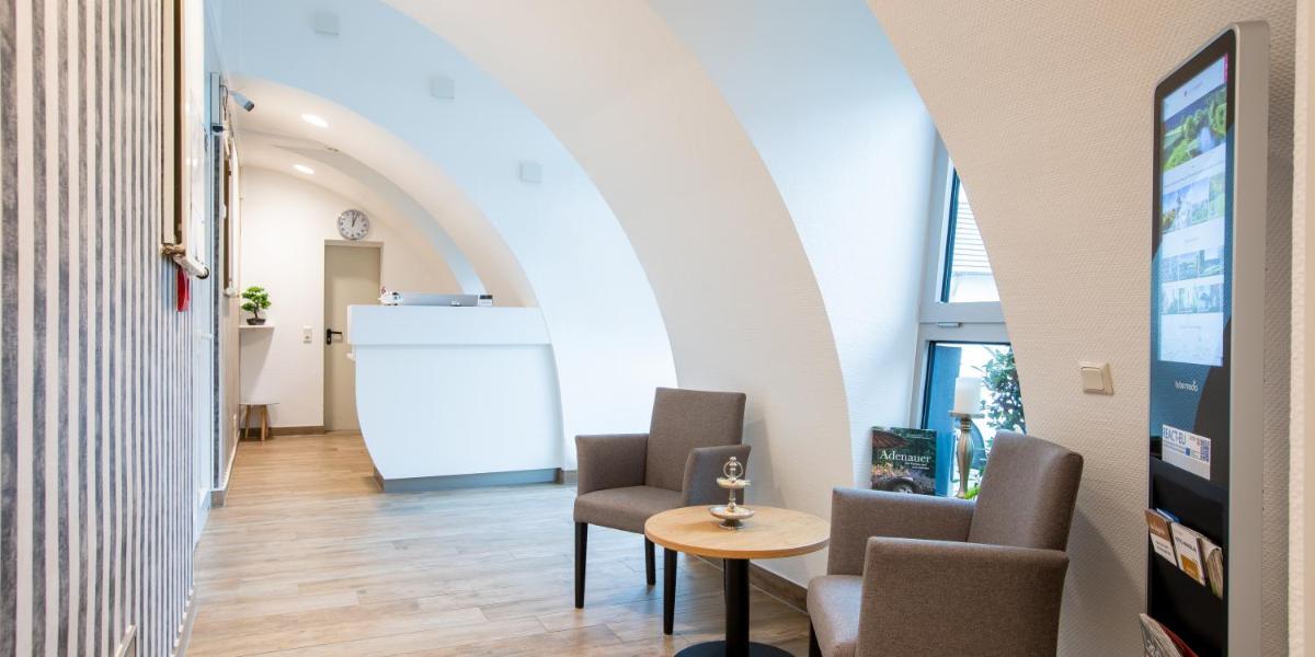 Hotel Hangelar - Housity