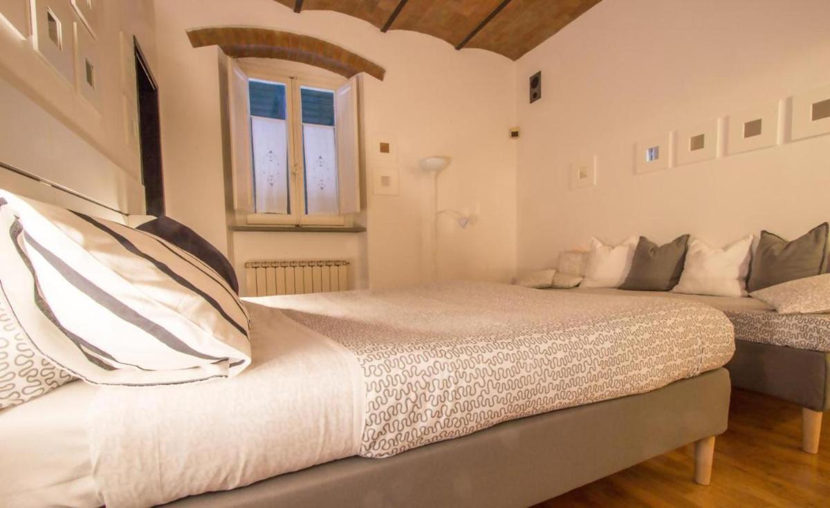 La Stazione Per Dormire Guest House - Housity