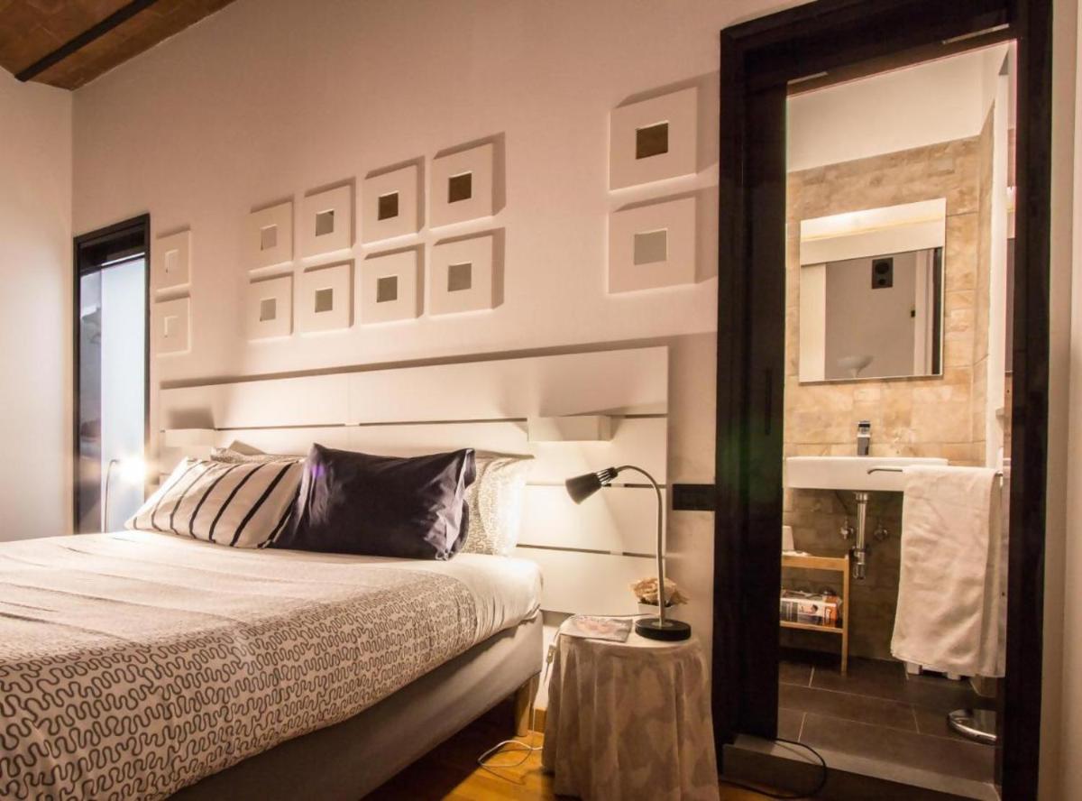 La Stazione Per Dormire Guest House - Housity